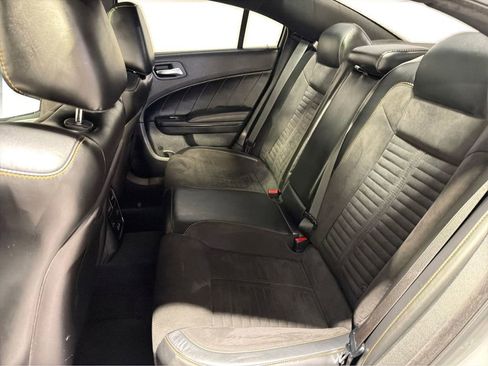 Used 2017 Dodge Charger R/T RWD image 10