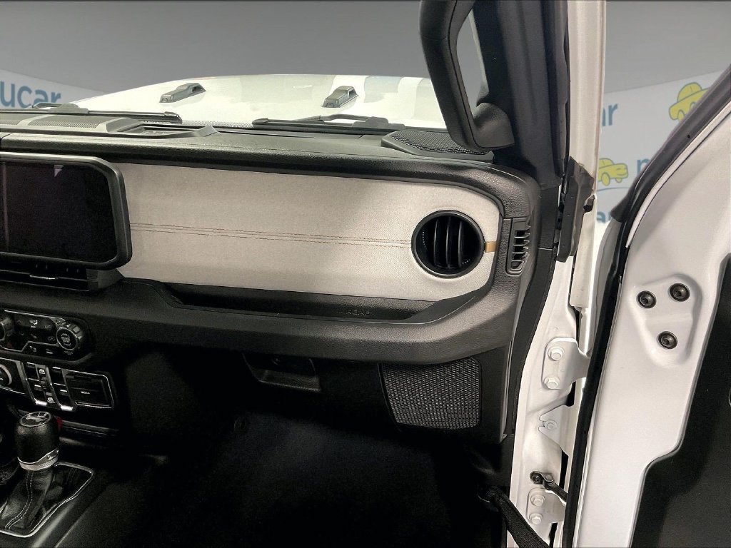 Used 2024 Jeep Wrangler Unlimited w/ Convenience Group AWD/4WD image 13