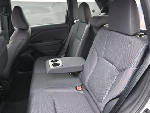 Used 2025 Subaru Forester Premium AWD/4WD image 18