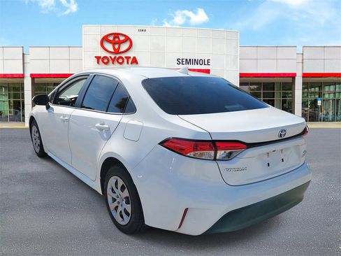 Used 2023 Toyota Corolla LE image 4