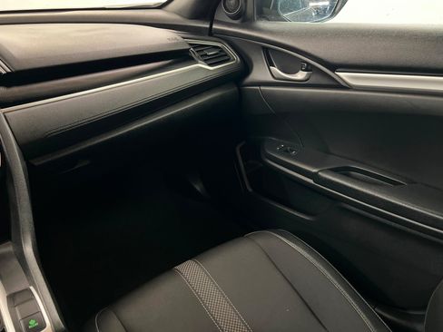 Used 2021 Honda Civic Sport image 11
