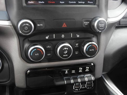Used 2021 RAM 1500 Big Horn AWD/4WD image 7