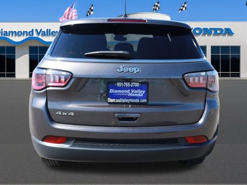 Used 2023 Jeep Compass Sport image 5