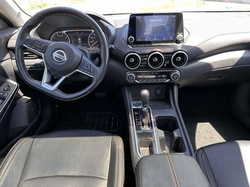 Used 2023 Nissan Sentra SR w/ SR Premium Package FWD image 16