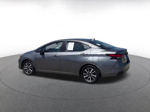 Used 2025 Nissan Versa SV FWD image 10