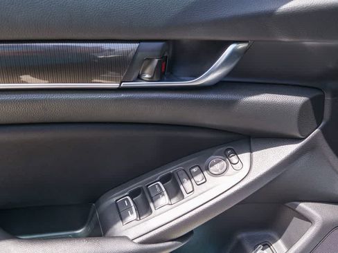 Used 2022 Honda Accord Sport image 16