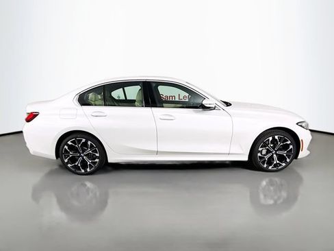Used 2026 BMW 330i xDrive Sedan w/ Premium Package AWD/4WD image 8