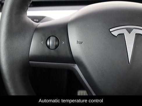 Used 2023 Tesla Model Y Performance AWD/4WD image 8