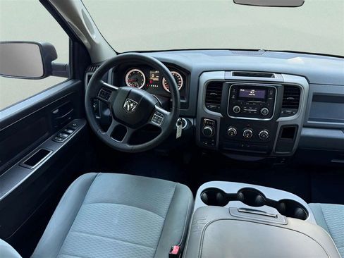 Used 2015 RAM 1500 Express AWD/4WD image 17