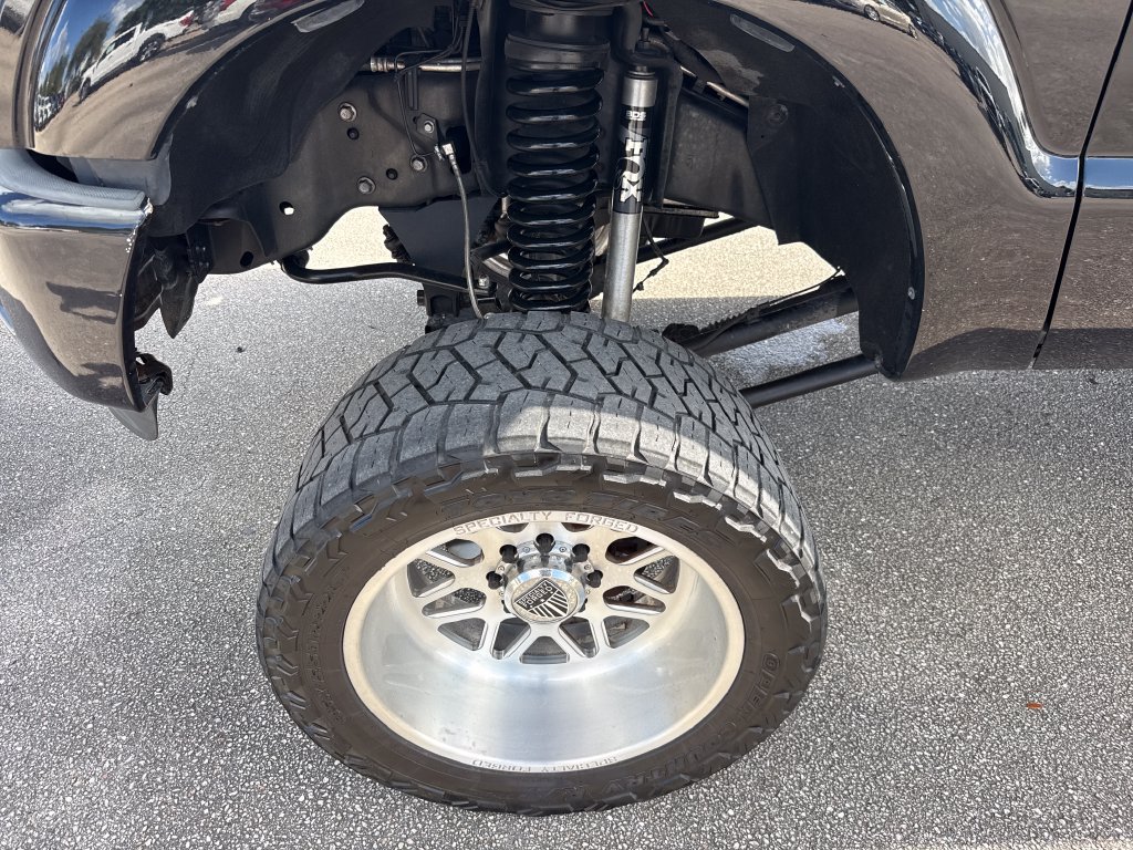 Used 2016 Ford F350 Platinum w/ FX4 Off-Road Package AWD/4WD image 12