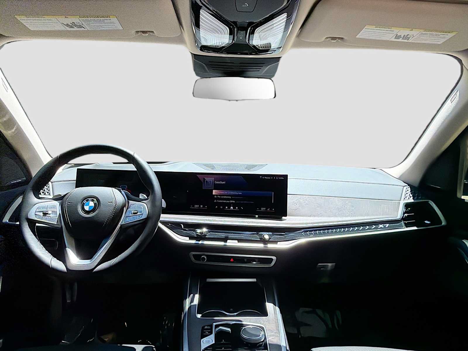 Used 2024 BMW X7 xDrive40i w/ Premium Package AWD/4WD image 9