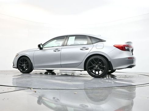 Used 2023 Honda Civic Sport image 42