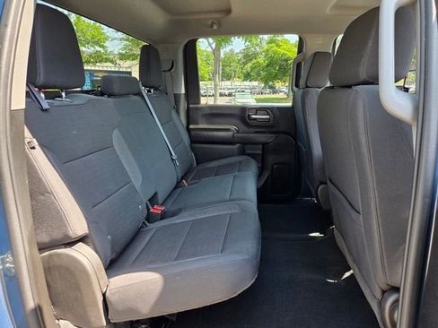 Used 2025 Chevrolet Silverado 2500 Custom w/ Custom Value Package AWD/4WD image 18