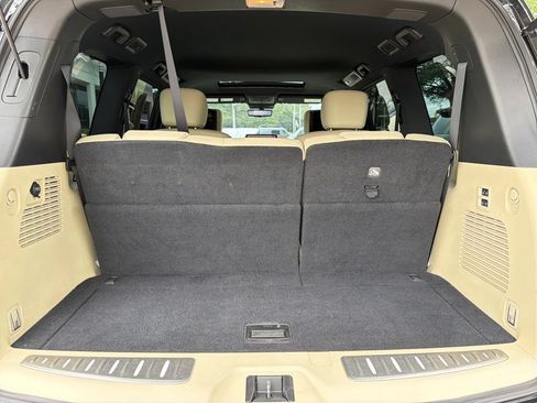 Used 2023 INFINITI QX80 Sensory w/ All-Season Package AWD/4WD image 33