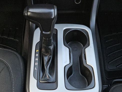 Used 2019 Chevrolet Colorado LT image 18