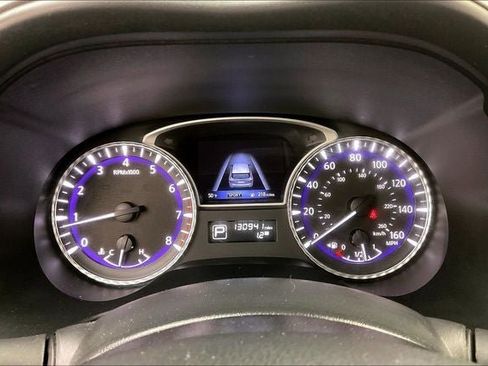 Used 2017 INFINITI QX60 Luxe w/ Deluxe Technology Package image 26