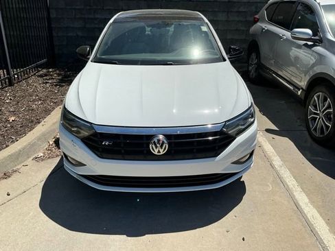 Used 2019 Volkswagen Jetta R-Line FWD image 2