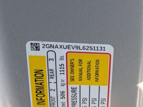 Used 2020 Chevrolet Equinox LT AWD/4WD image 36