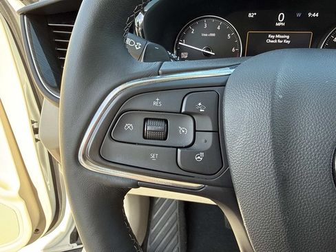 Used 2021 Buick Envision Essence FWD image 31