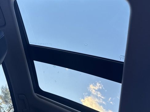 New 2026 Nissan Kicks SR w/ SR Premium Package image 31