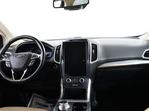 Used 2022 Ford Edge SEL w/ Convenience Package image 7