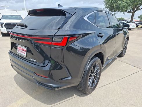 Used 2025 Lexus NX 250 FWD w/ Accessory Package (2T) image 6