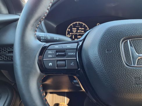 Certified 2025 Honda HR-V Sport image 15