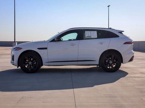 Used 2024 Jaguar F-PACE R-Dynamic S image 9