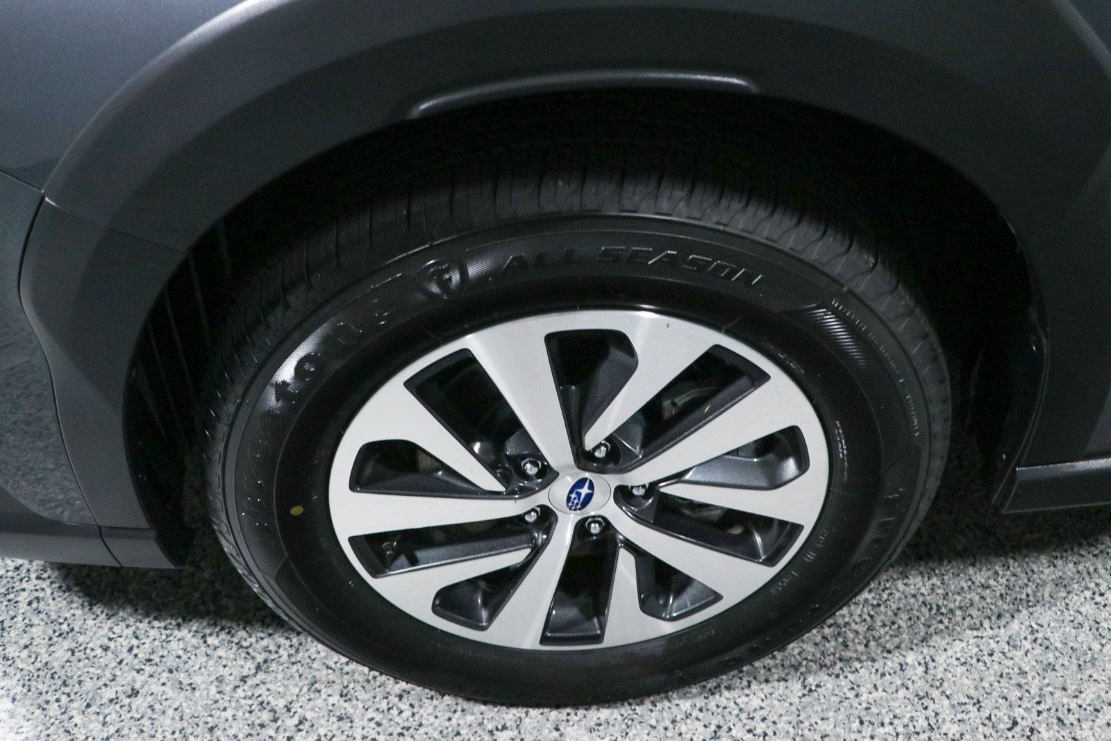 Used 2023 Subaru Outback Premium AWD/4WD image 11
