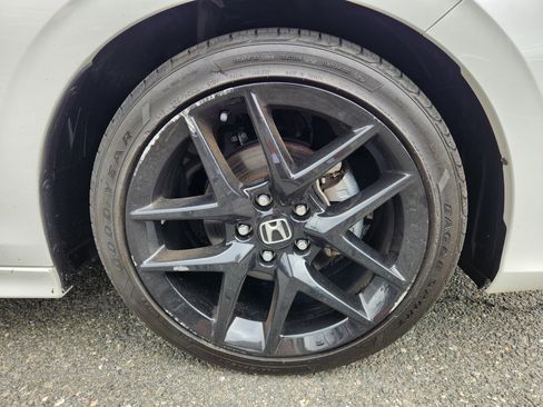 Used 2023 Honda Civic Sport image 7