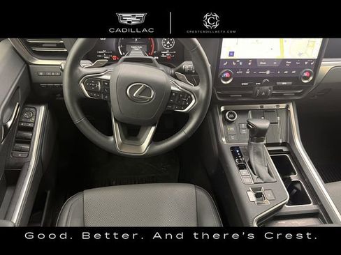 Used 2025 Lexus GX 550 w/ Accessory Package (2T) AWD/4WD image 11