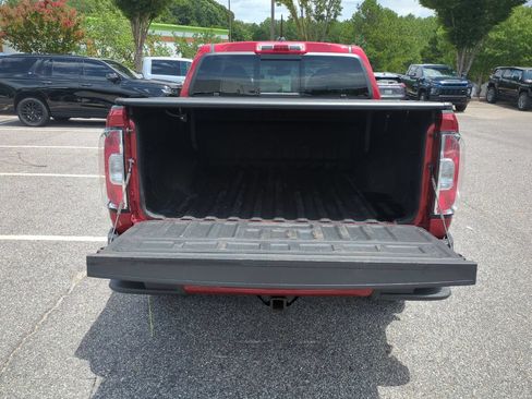 Used 2021 GMC Canyon Denali RWD image 26