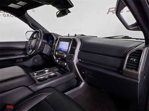 Used 2021 Ford Expedition Max XLT image 40
