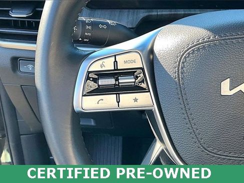 Used 2023 Kia Telluride EX w/ EX Captain's Chair Package image 17