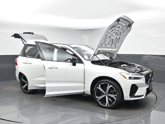 Used 2024 Volvo XC60 B5 Ultimate w/ Protection Package Premier AWD/4WD image 53