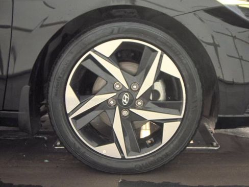 Used 2023 Hyundai Elantra SEL w/ Convenience Package image 24