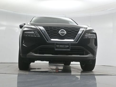 Used 2021 Nissan Rogue SV image 46