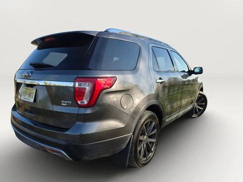 Used 2016 Ford Explorer Limited image 6
