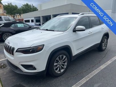 Used 2019 Jeep Cherokee Latitude Plus w/ Comfort/Convenience Group