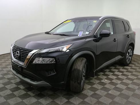 Used 2023 Nissan Rogue SV w/ SV Premium B Package image 5