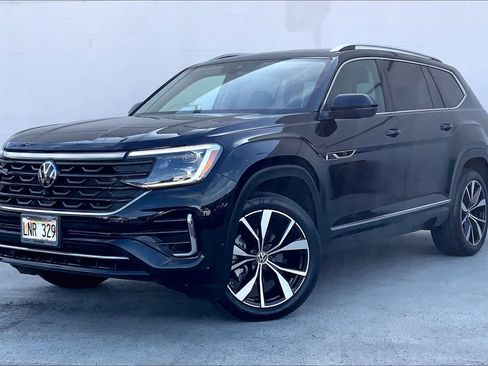 Used 2024 Volkswagen Atlas SEL Premium R-Line AWD/4WD image 1