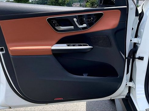 Certified 2023 Mercedes-Benz GLC 300 4MATIC image 18