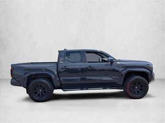 Used 2024 Toyota Tacoma SR5 AWD/4WD video 4