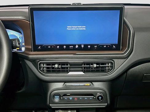 New 2026 Ford Bronco Sport Outer Banks w/ Sasquatch Outer Banks Package AWD/4WD image 11