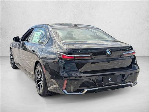 New 2026 BMW i7 xDrive60 image 8