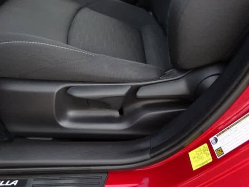 Certified 2023 Toyota Corolla SE image 17