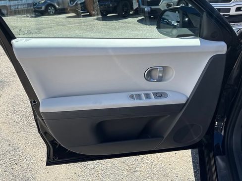 Certified 2024 Hyundai Ioniq 5 SEL AWD/4WD image 12