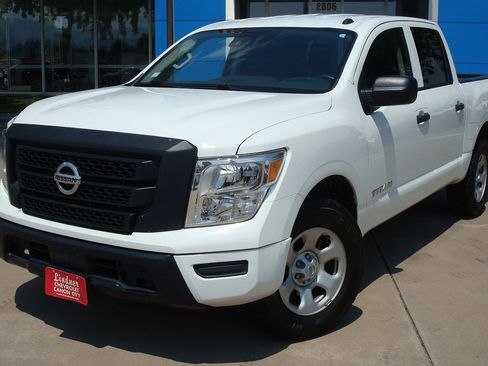 Used 2021 Nissan Titan S w/ S Utility Package image 1