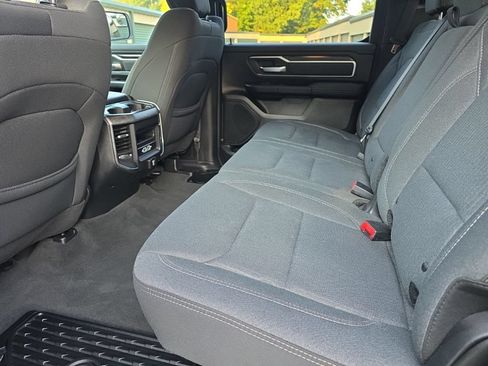 Used 2019 RAM 1500 Big Horn AWD/4WD image 14
