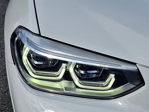 Used 2019 BMW X3 M40i w/ Premium Package image 9